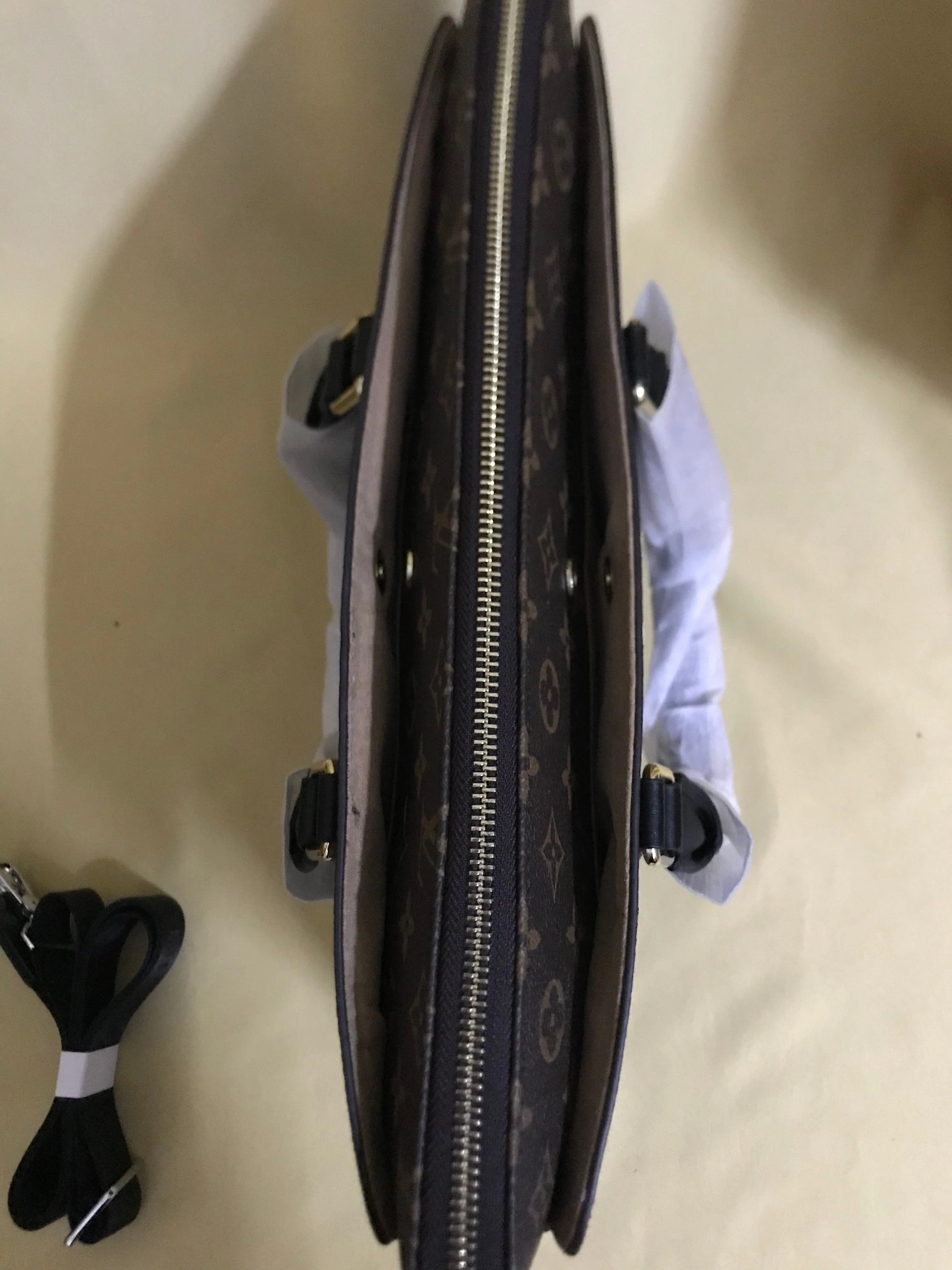 SportInspired 3089 Louis Vuitton AAA Man Handbags