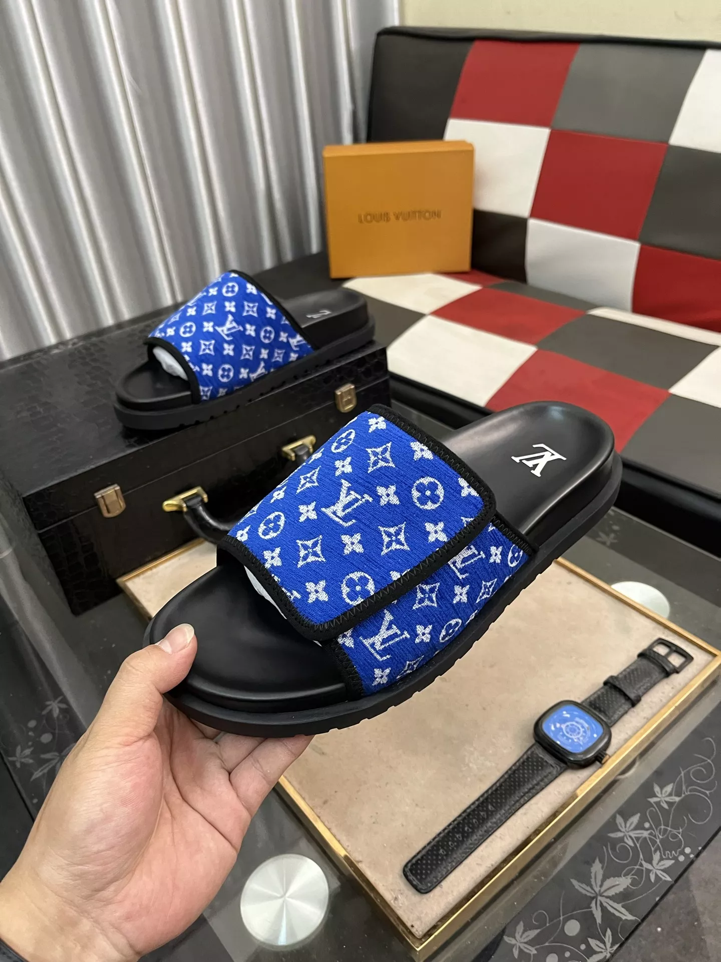 SportInspired 3184 Louis Vuitton Slippers For Men