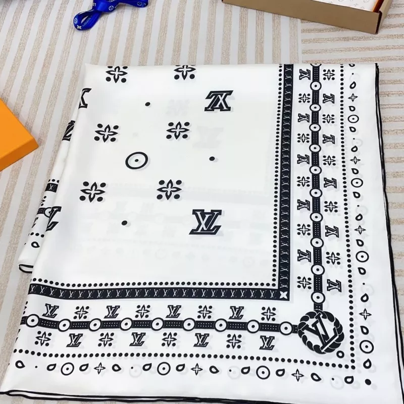 SportInspired 3320 Louis Vuitton Silk Squares