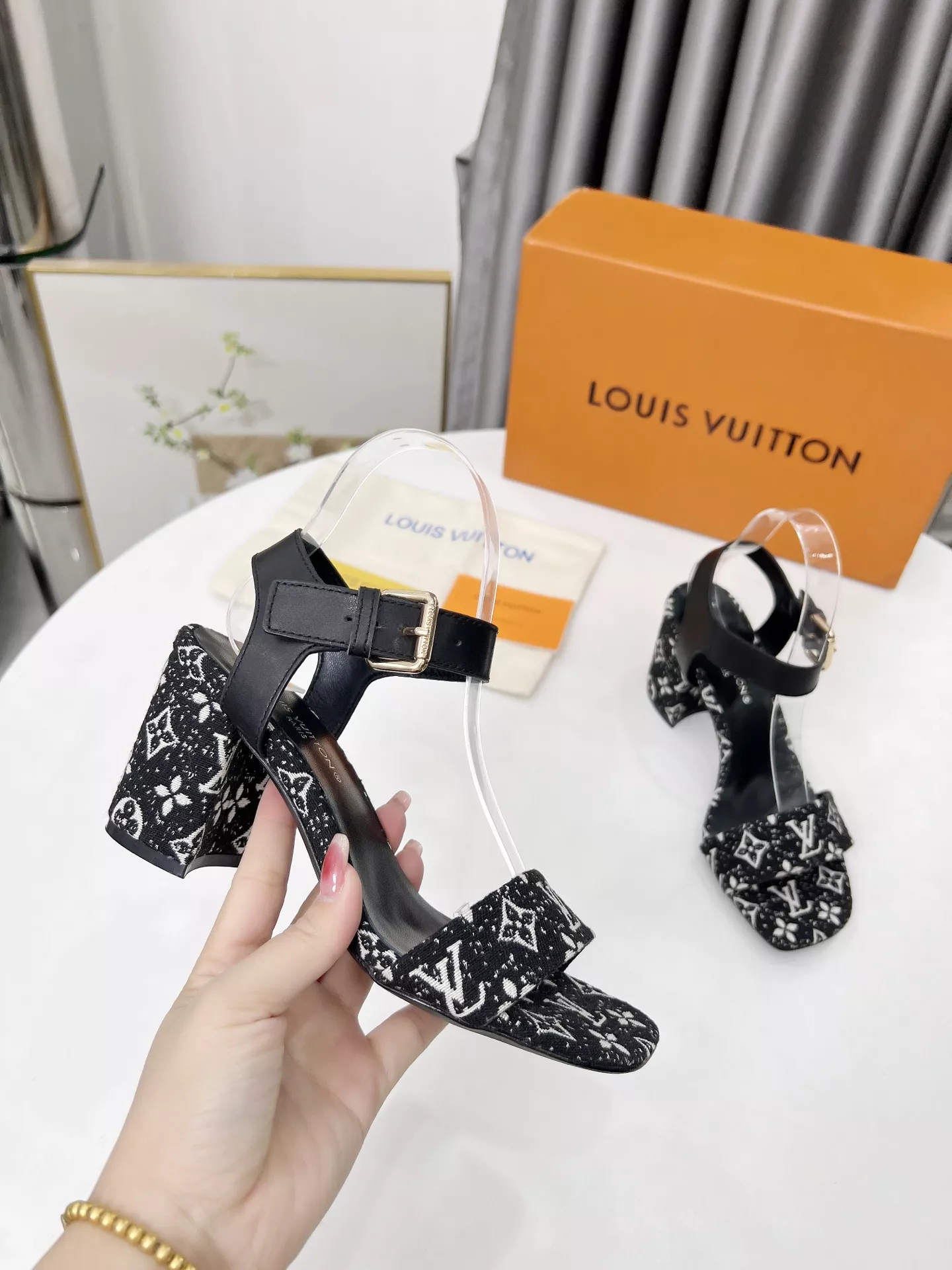 SportInspired 3556 Louis Vuitton Sandal For Women