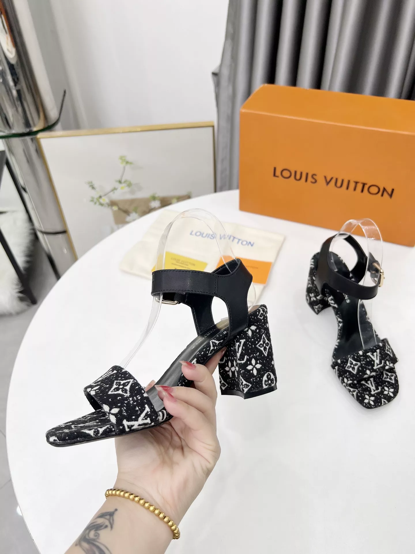 SportInspired 3556 Louis Vuitton Sandal For Women