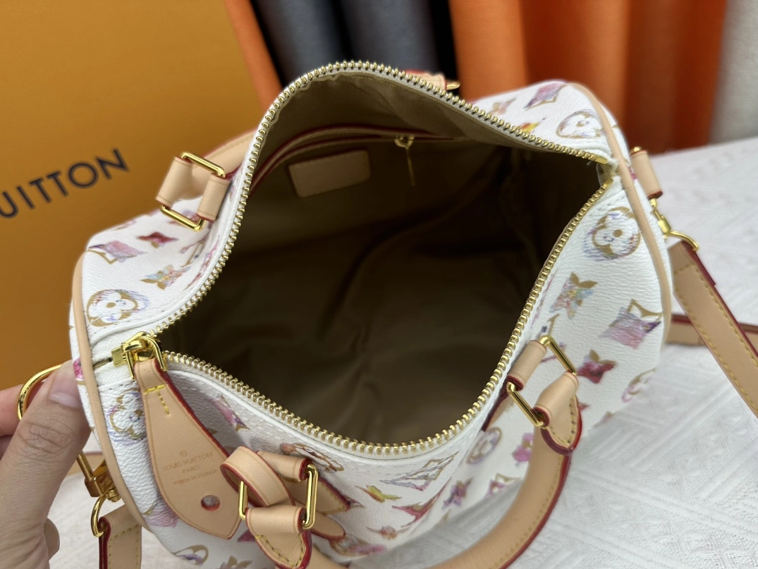 SportInspired 3578 Louis Vuitton AAA Quality Handbags For Women
