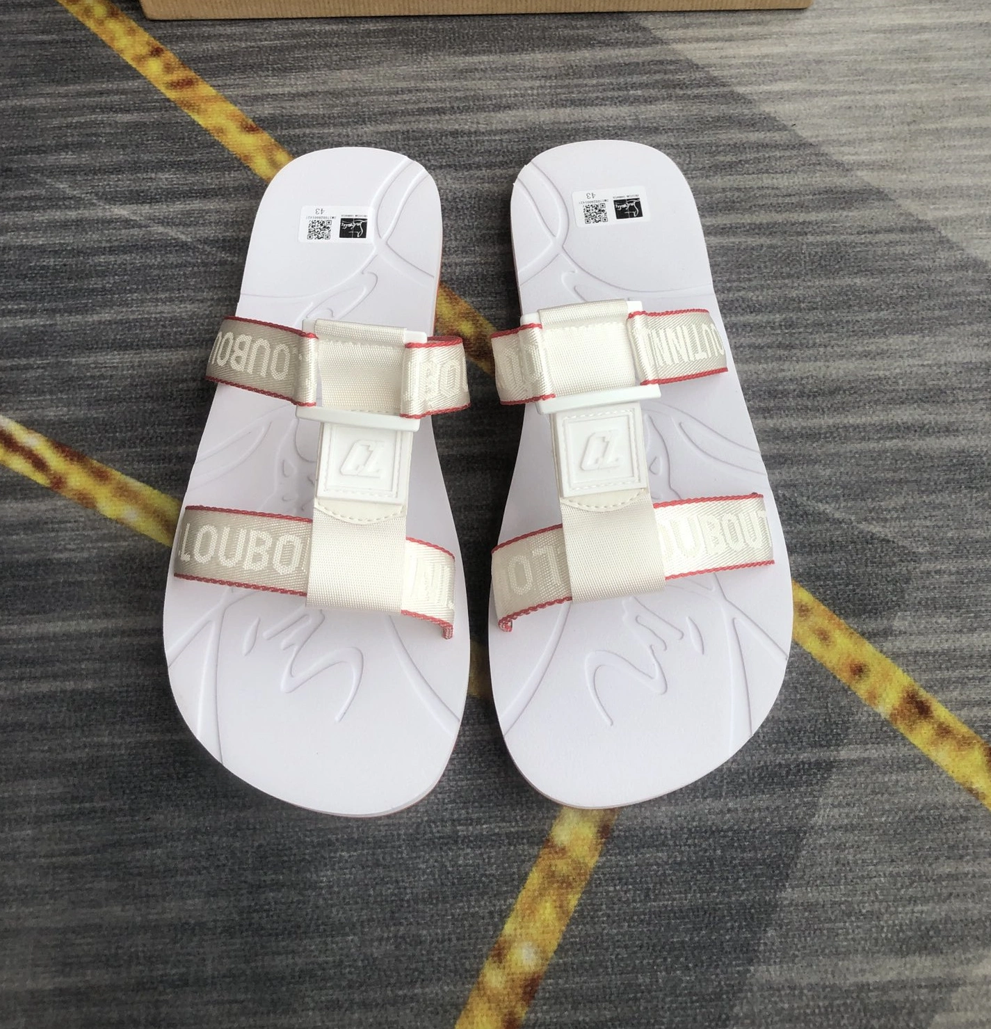 SportInspired 3750 Christian Louboutin CL Slippers For Men