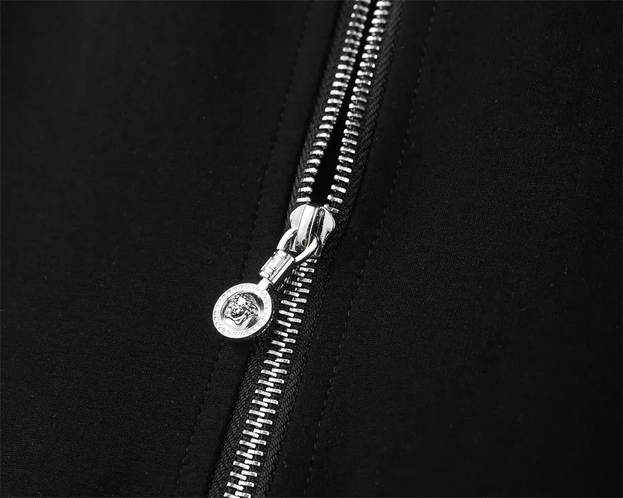 SportInspired 3922 Versace Tracksuits Long Sleeved For Men