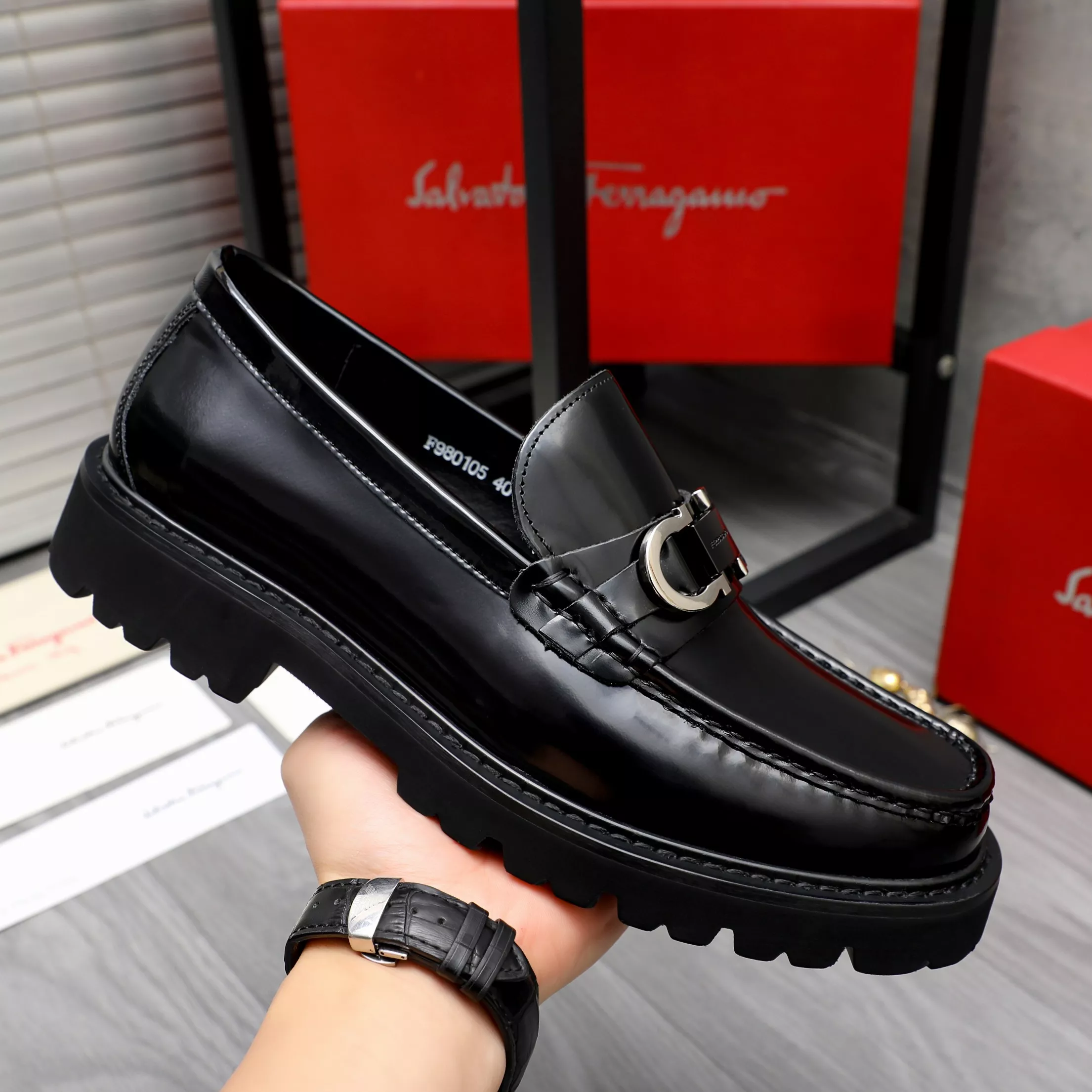 SportInspired 410 Salvatore Ferragamo Leather Shoes For Men
