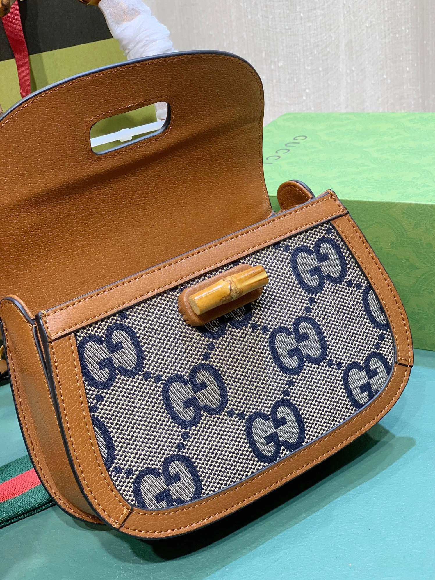 SportInspired 4416 Gucci AAA Quality Handbags For Women