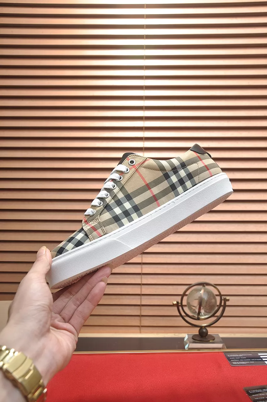 SportInspired 4442 Burberry Casual Shoes For Men