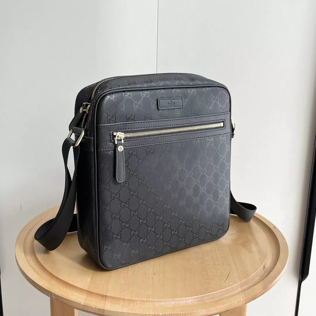 SportInspired 4517 Gucci AAA Man Messenger Bags