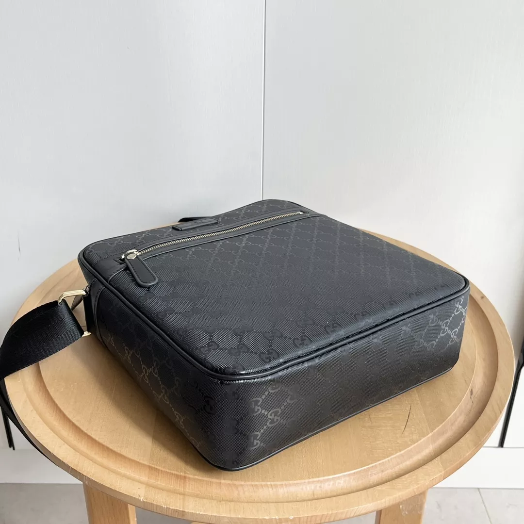 SportInspired 4517 Gucci AAA Man Messenger Bags