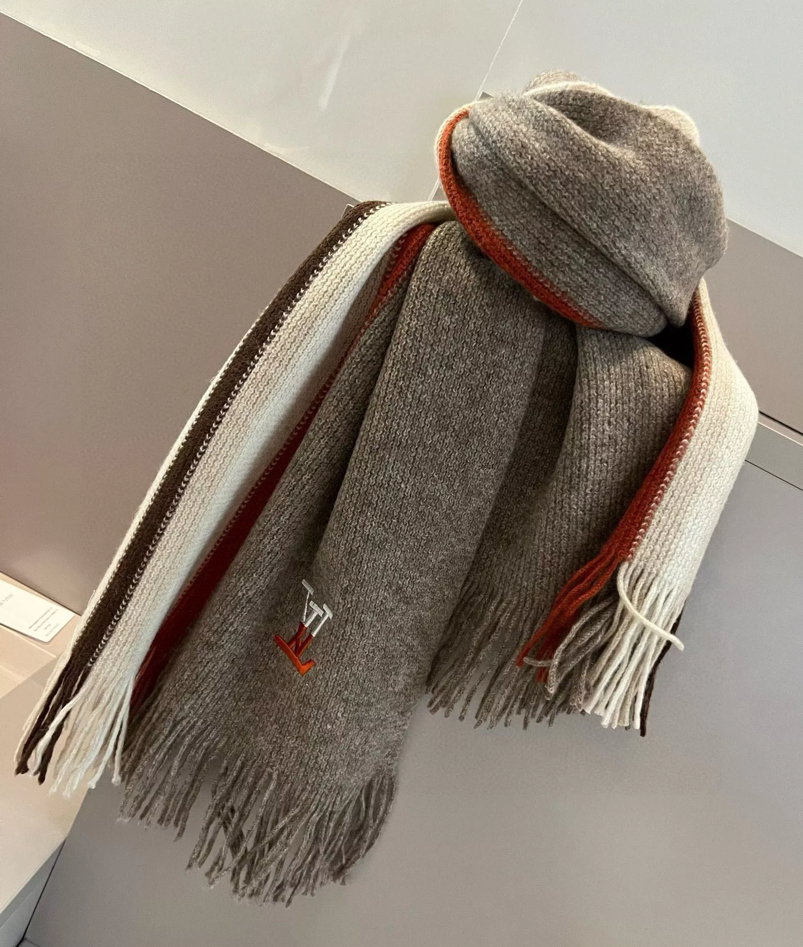 SportInspired 4772 Louis Vuitton Scarf For Women