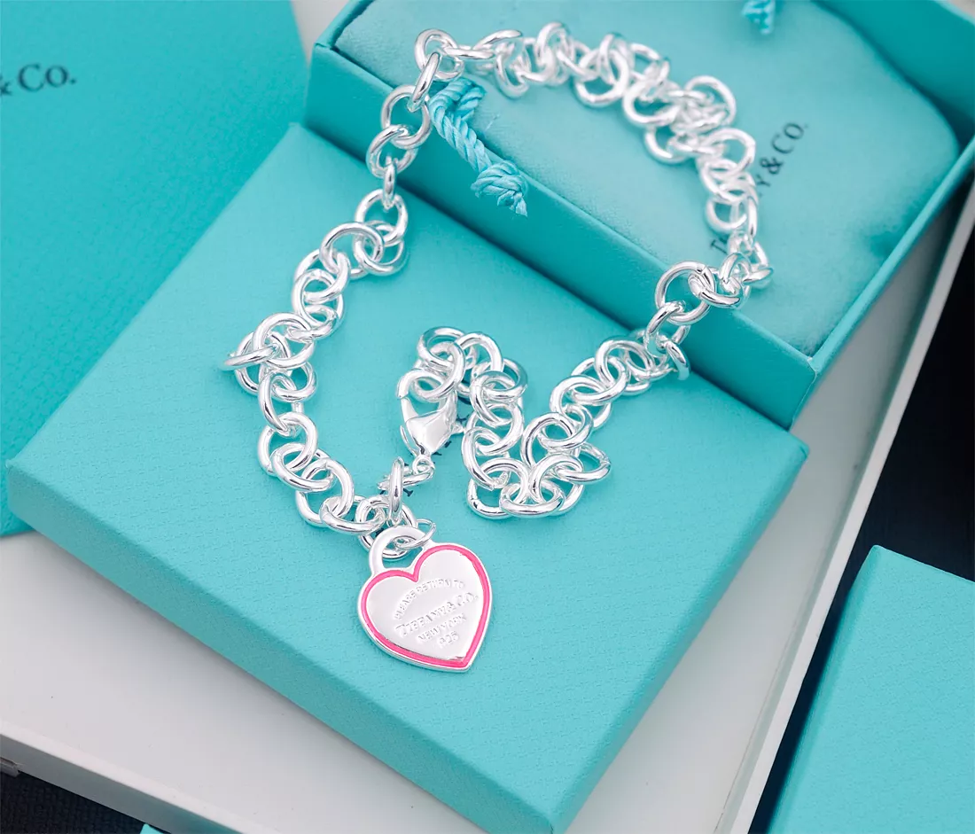 SportInspired 5028 Tiffany Necklaces
