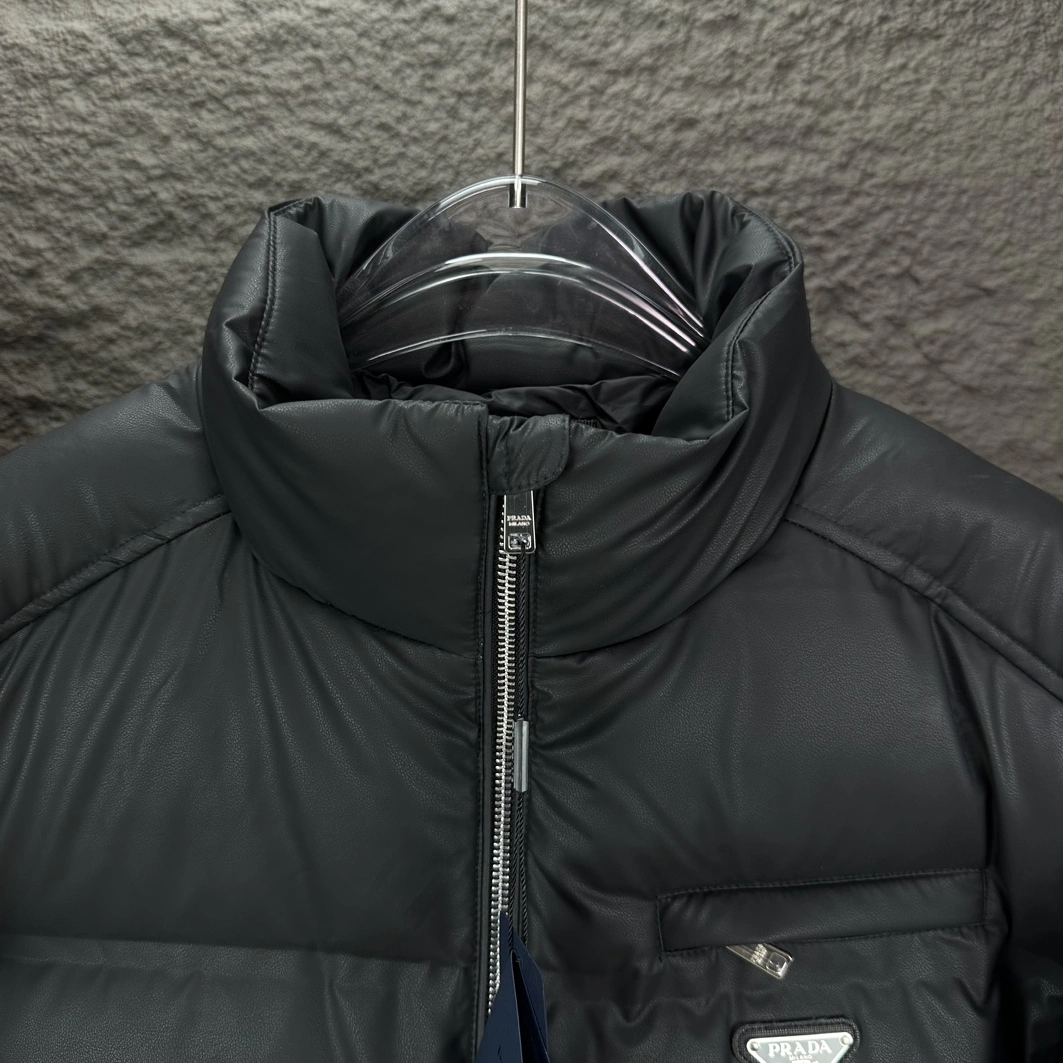 SportInspired 535 Prada Down Feather Coat Long Sleeved For Men