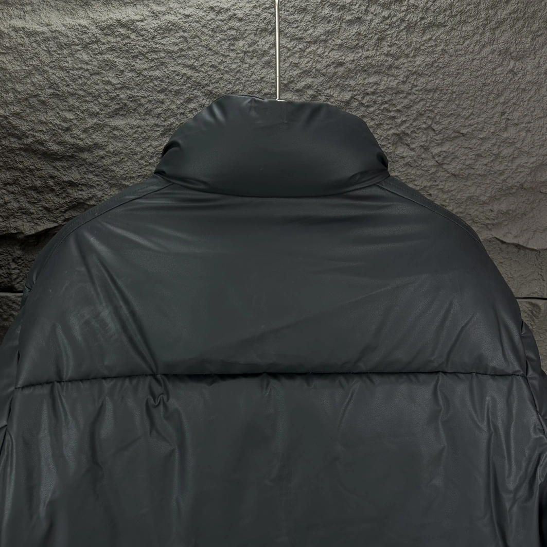 SportInspired 535 Prada Down Feather Coat Long Sleeved For Men
