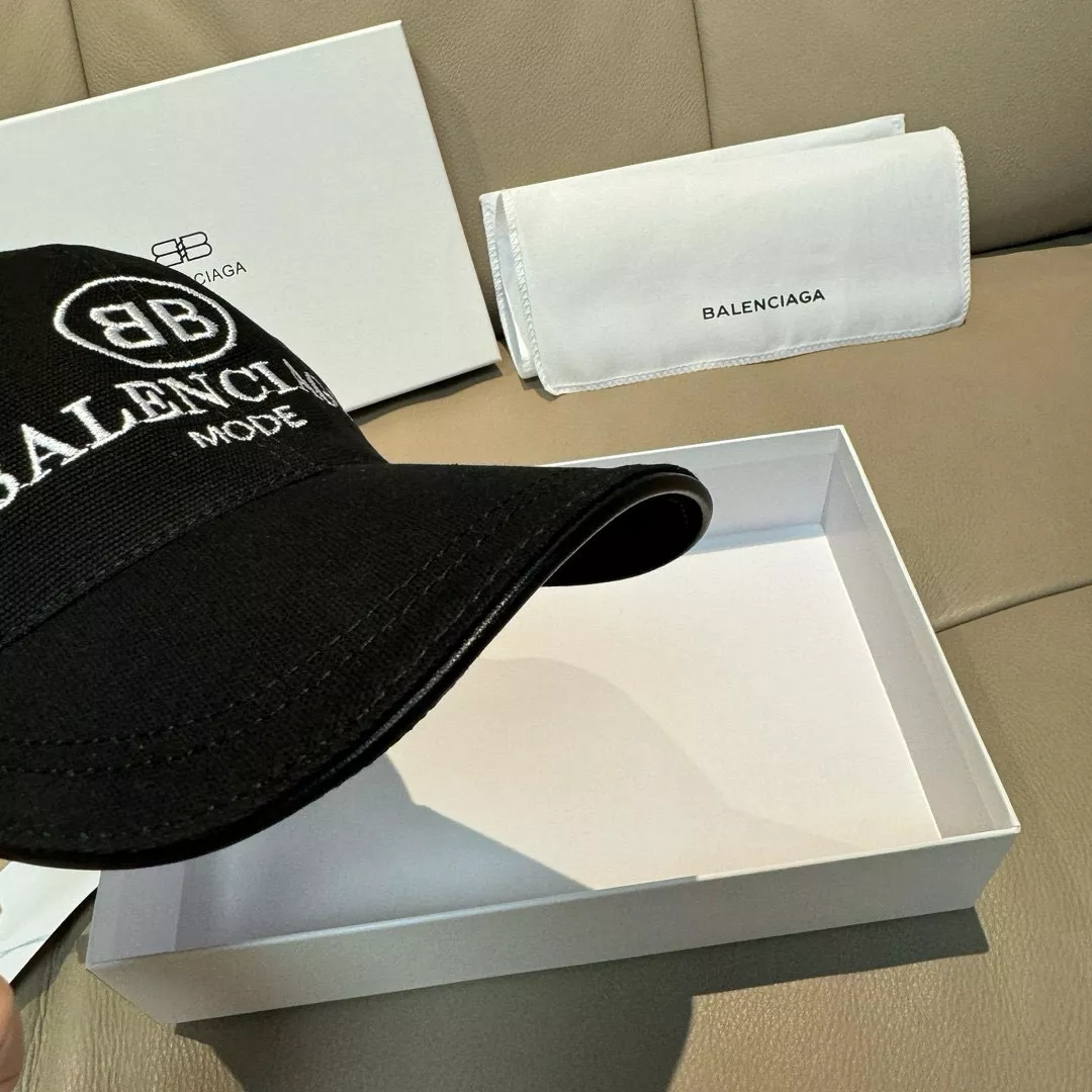 SportInspired 5440 Balenciaga Caps