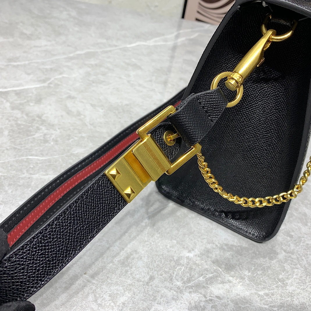 SportInspired 5758 Valentino AAA Quality Handbags For Women