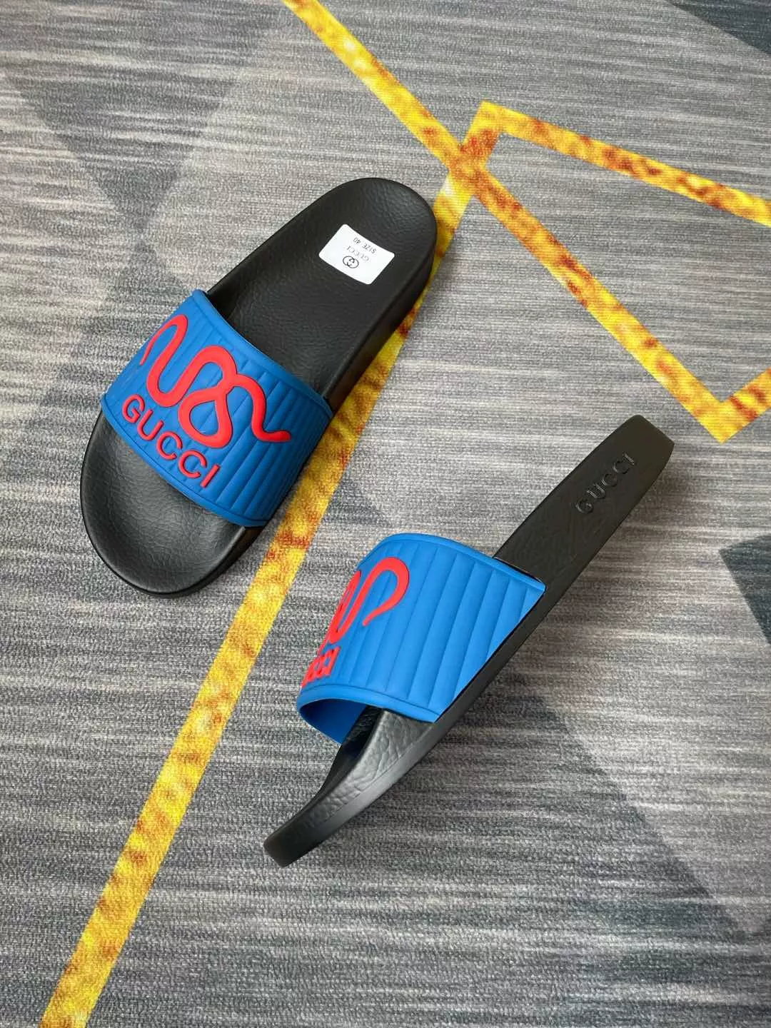 SportInspired 5884 Gucci Slippers For Men