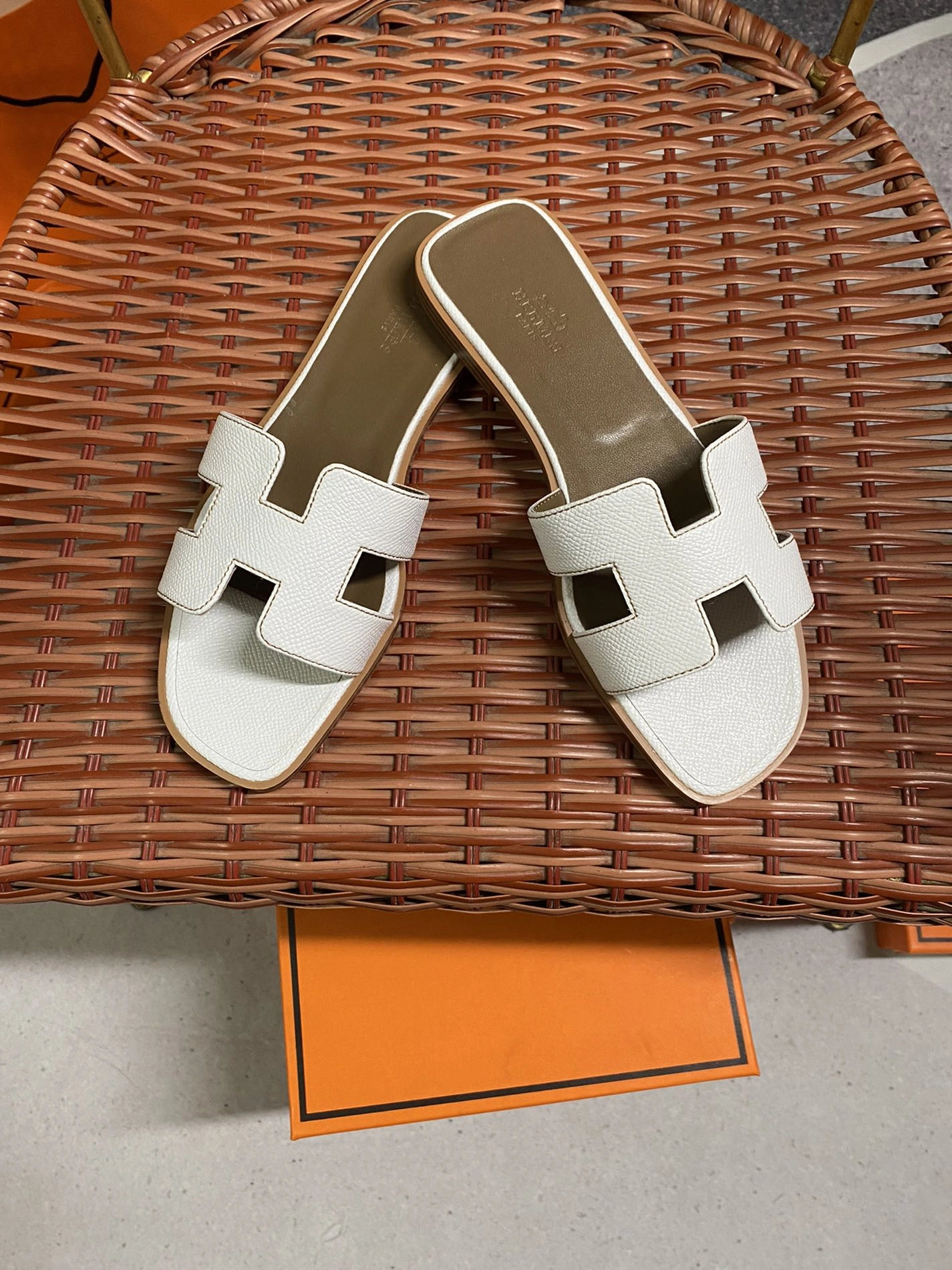 SportInspired 6139 Hermes Slippers For Women