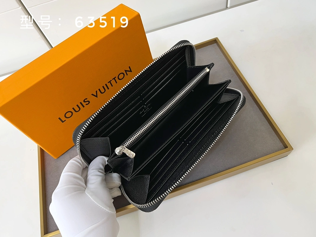 SportInspired 6419 Louis Vuitton LV Wallets