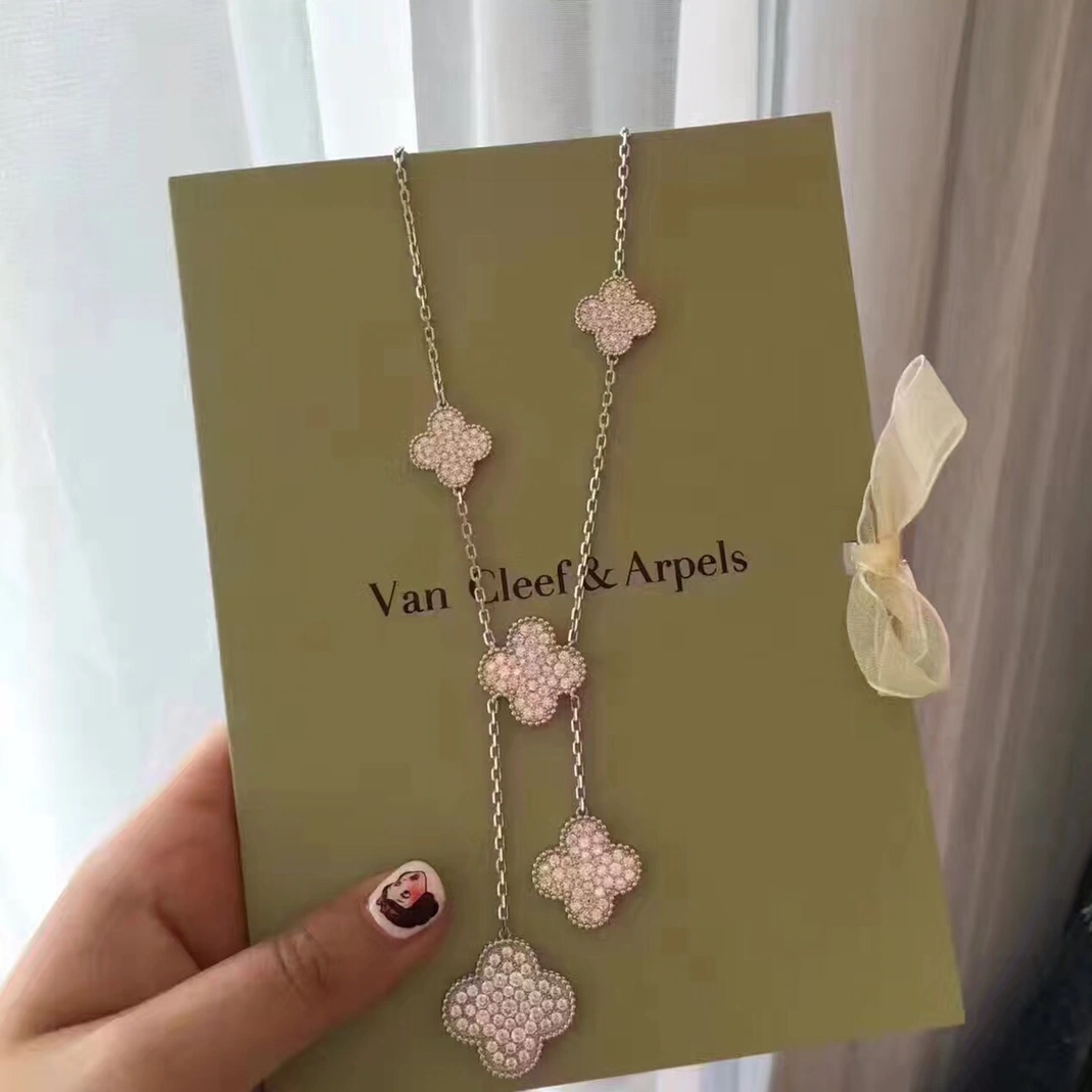 SportInspired 6529 Van Cleef & Arpels Necklaces For Women