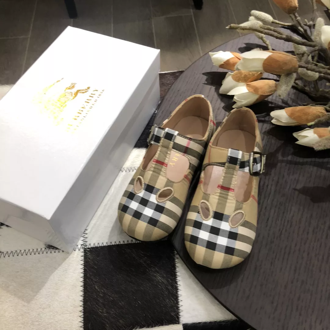 SportInspired 6656 Burberry Kids' Shoes
