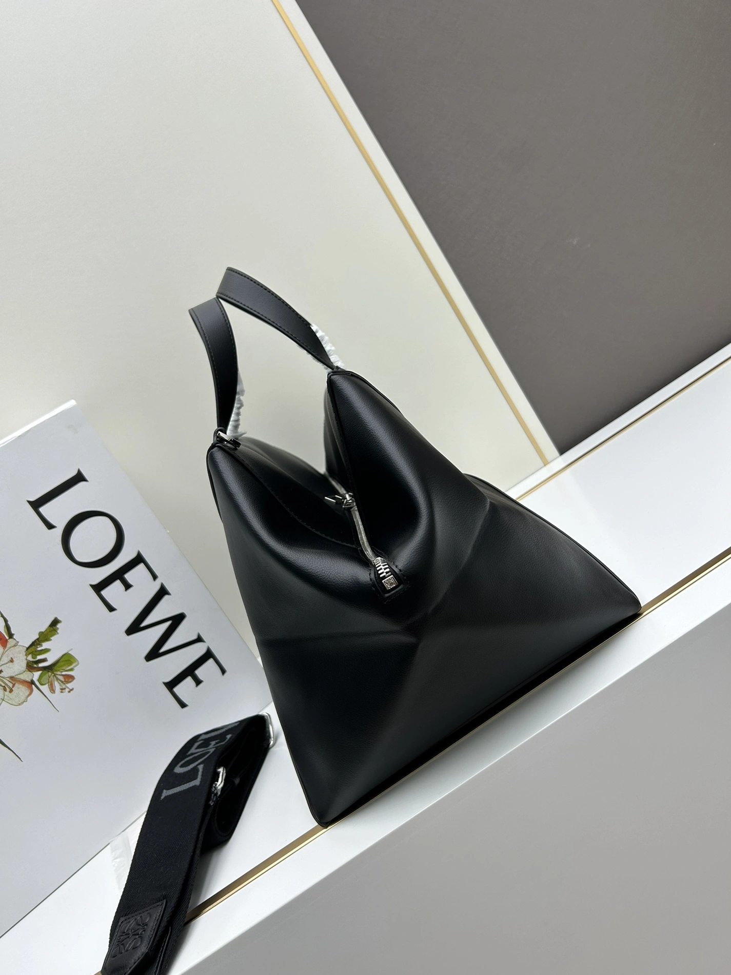 SportInspired 6715 LOEWE AAA Quality Handbags For Women