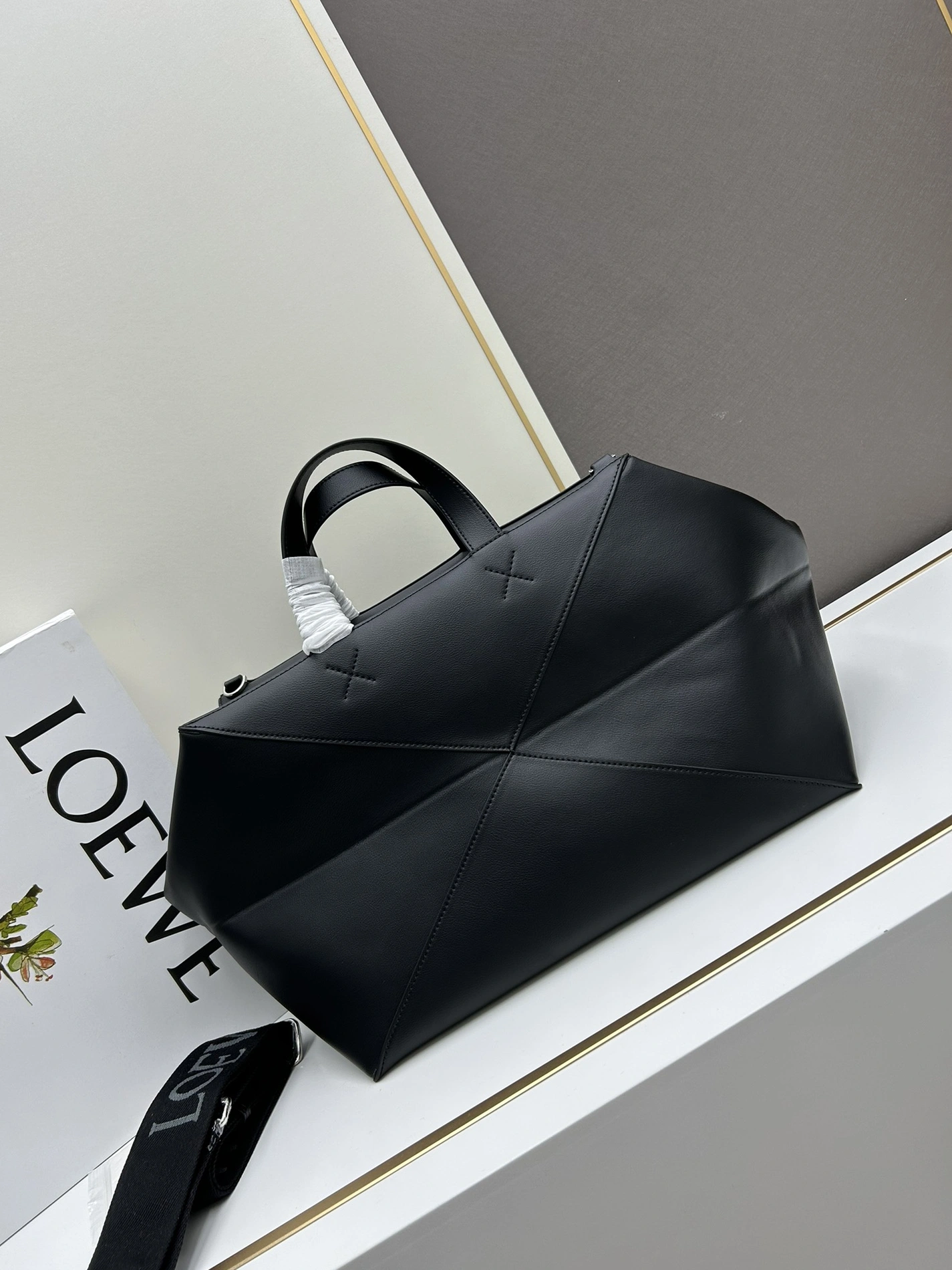 SportInspired 6715 LOEWE AAA Quality Handbags For Women