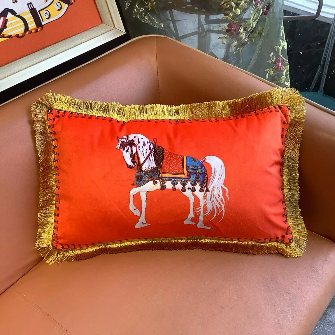 SportInspired 6888 Hermes Cushion