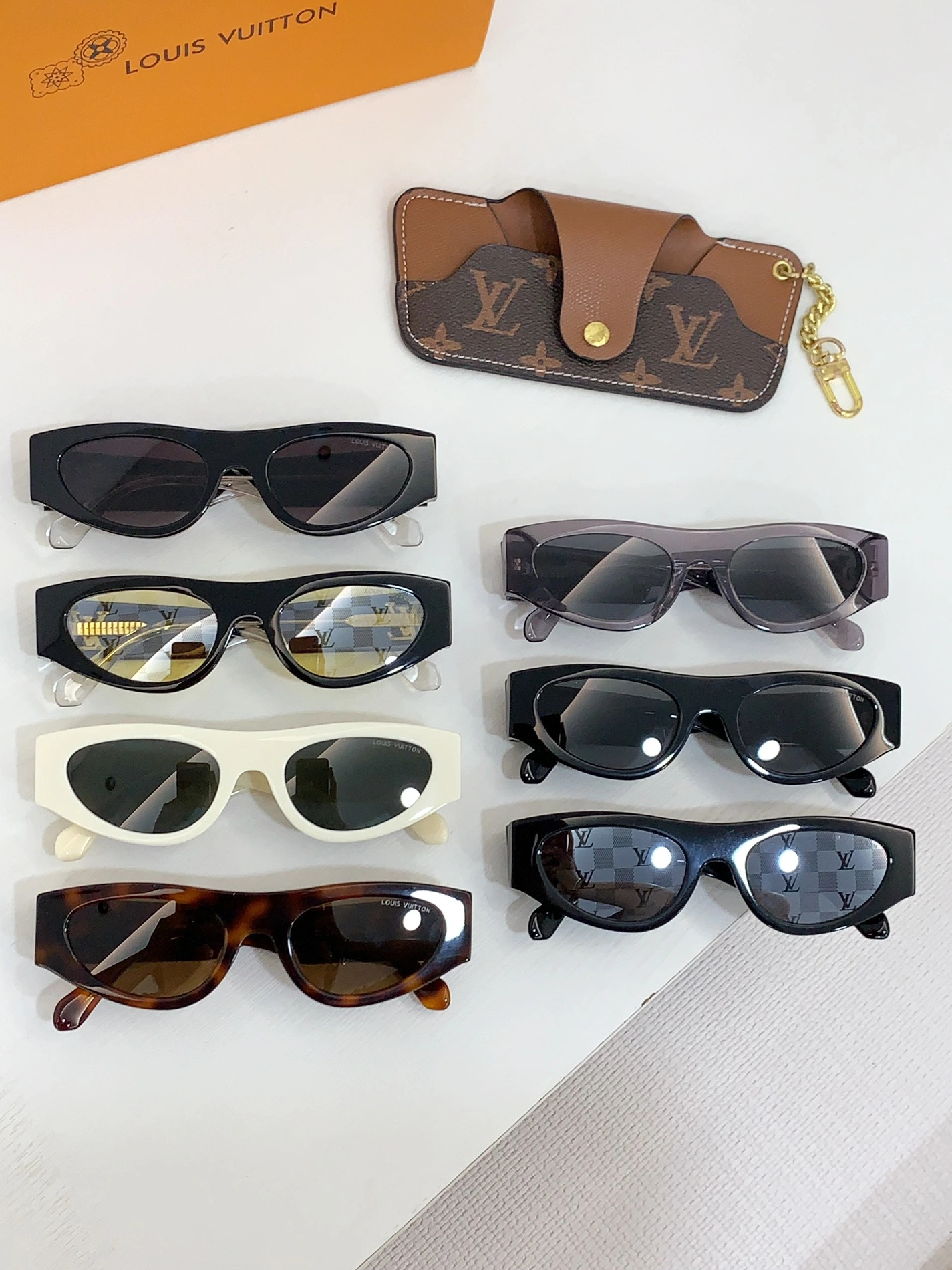 SportInspired 694 Louis Vuitton AAA Quality Sunglasses