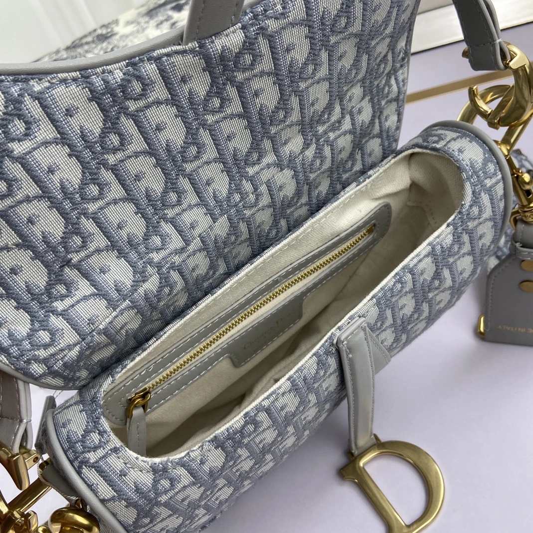 SportInspired 7042 Christian Dior AAA Quality Messenger Bags For Women