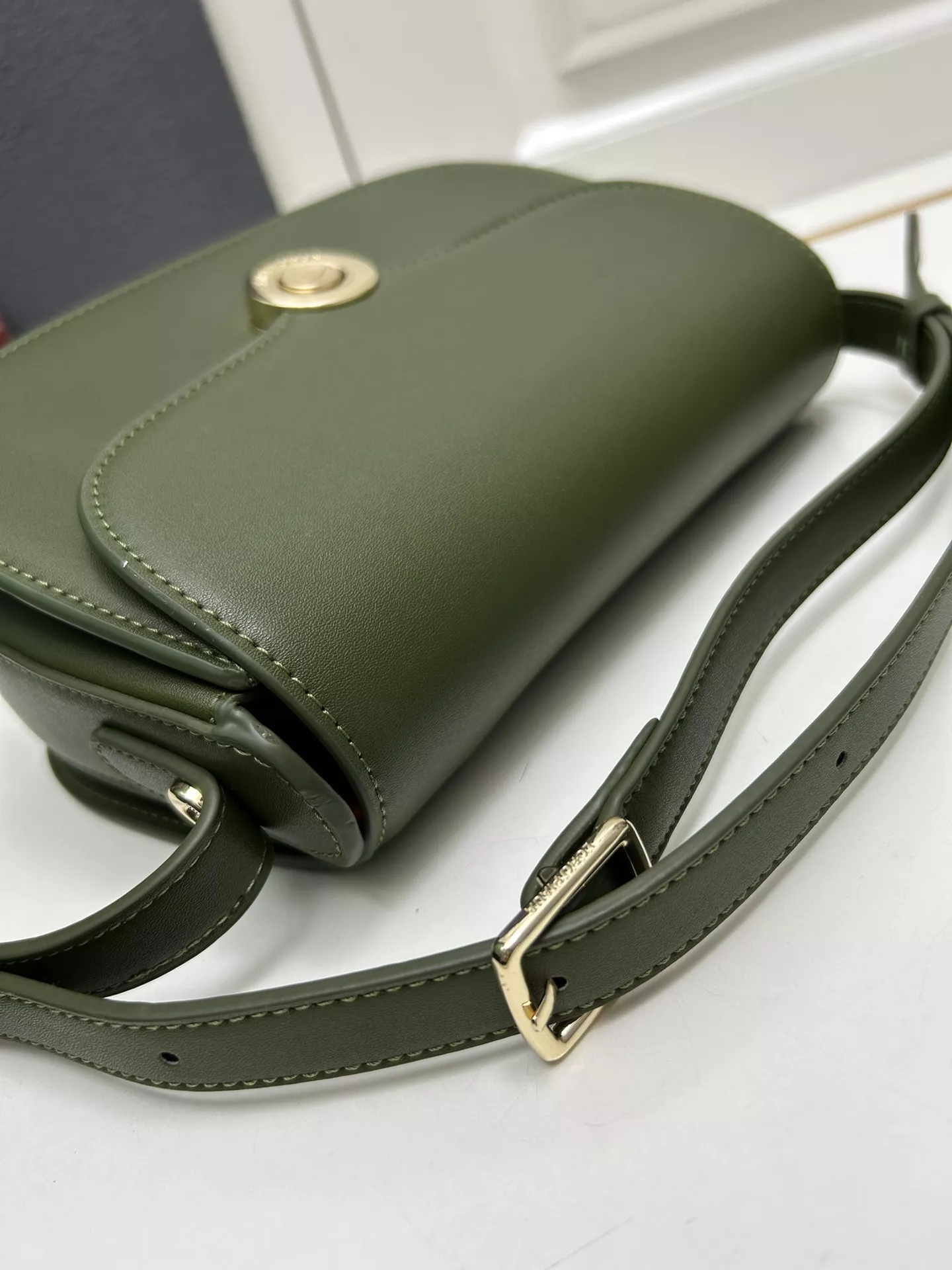SportInspired 7110 Loro Piana AAA Quality Messenger Bags In Red For Women