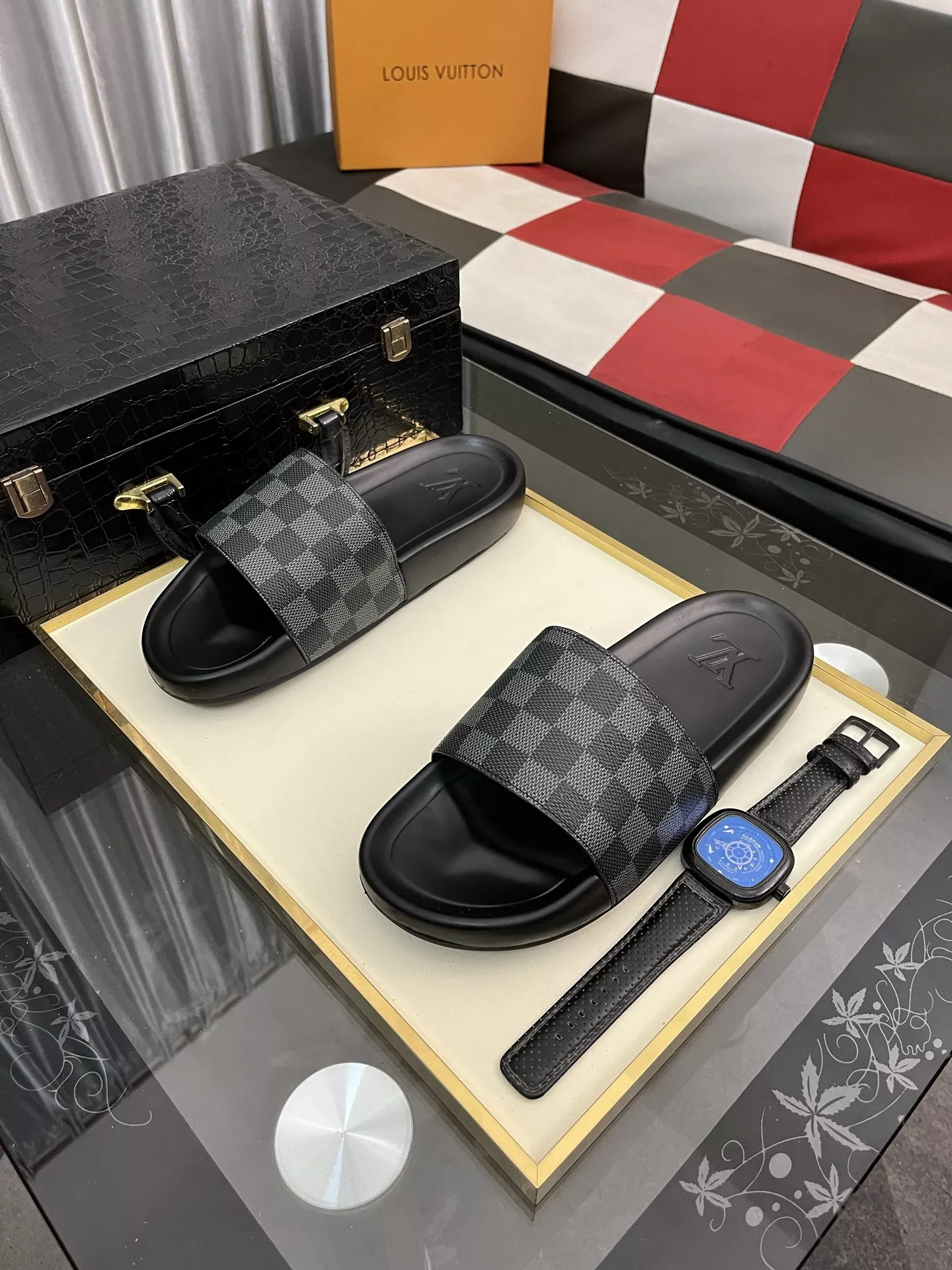 SportInspired 7246 Louis Vuitton Slippers For Men