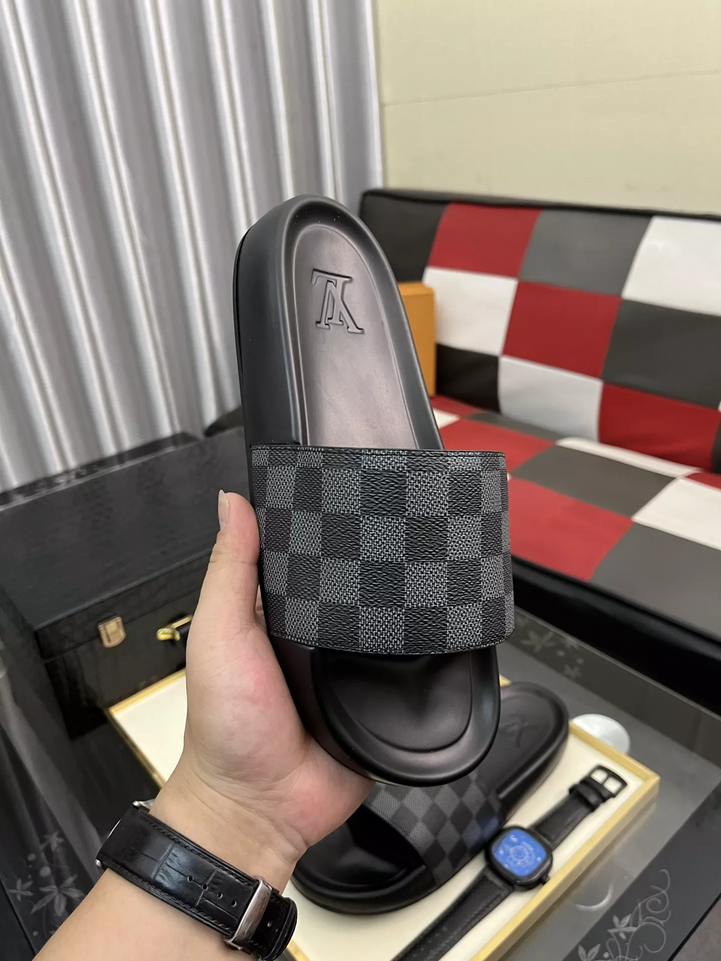 SportInspired 7246 Louis Vuitton Slippers For Men