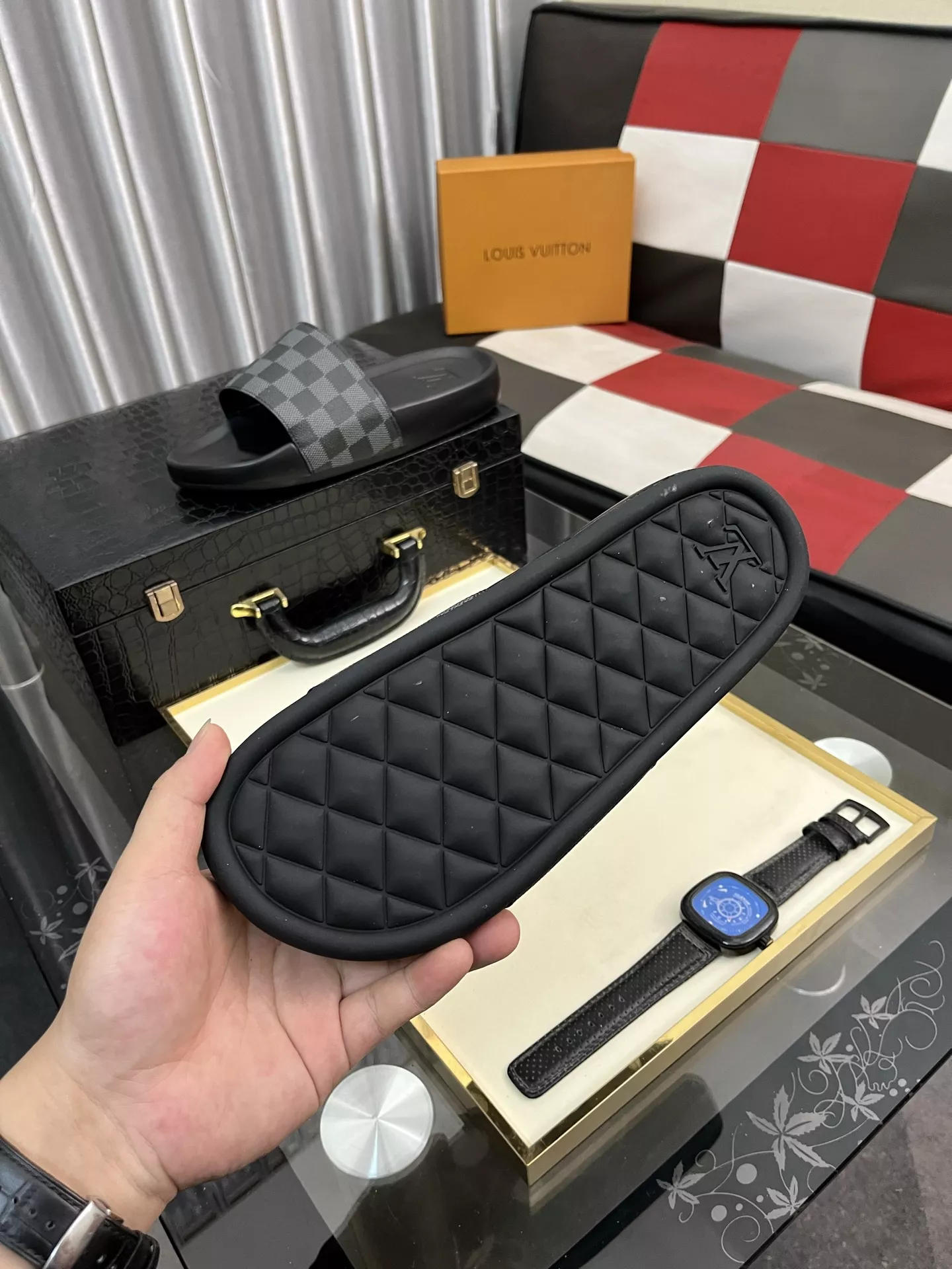 SportInspired 7246 Louis Vuitton Slippers For Men