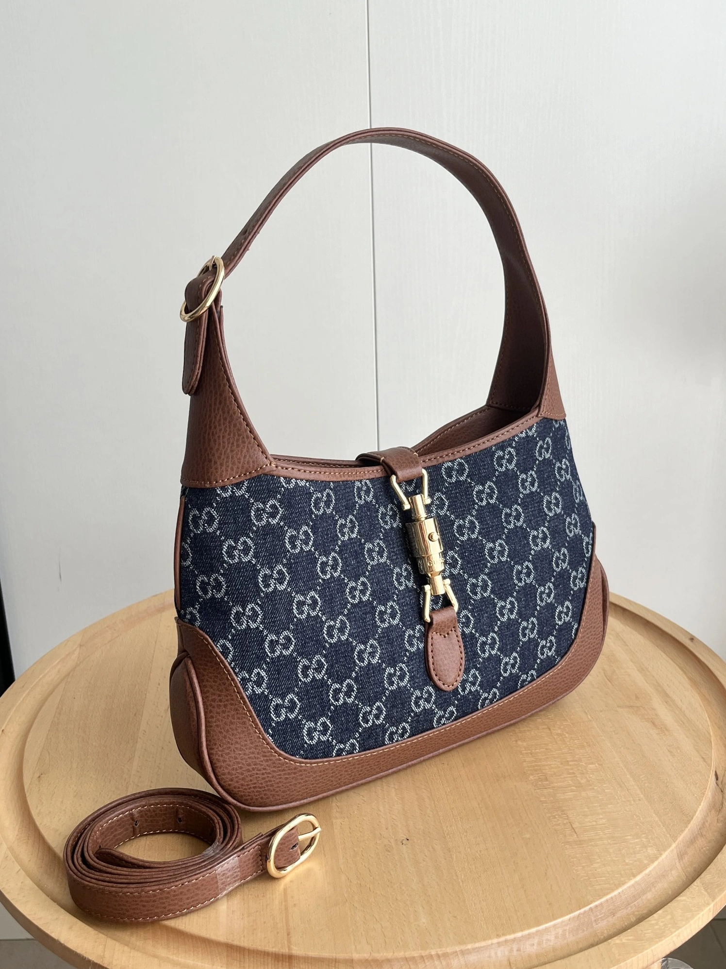 SportInspired 7306 Gucci AAA Quality Shoulder Bags For Women