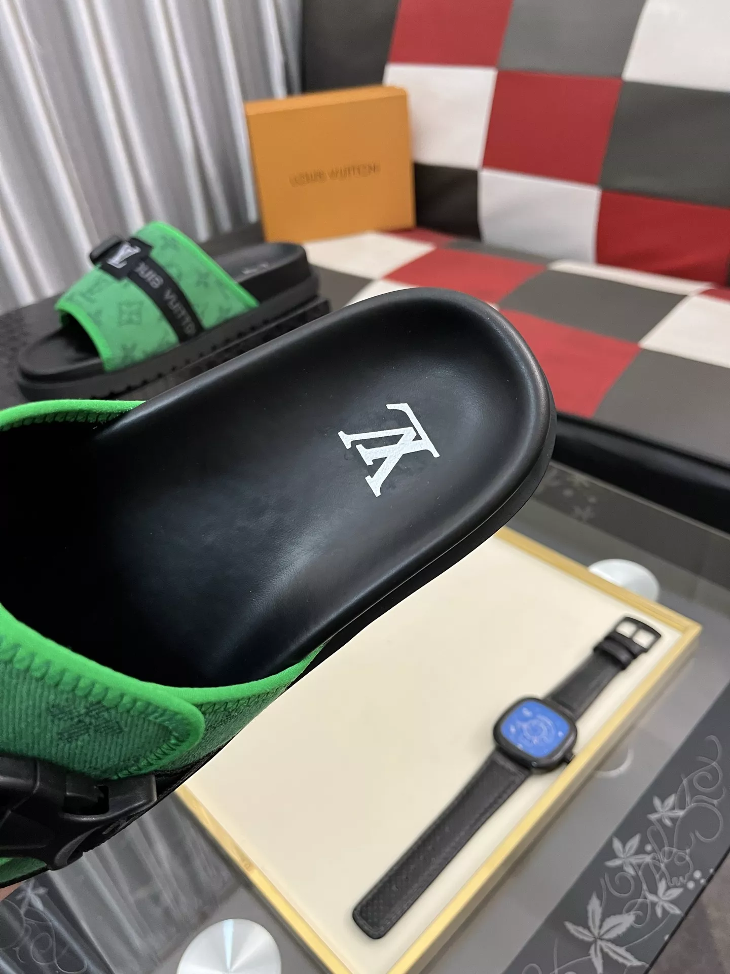 SportInspired 740 Louis Vuitton Slippers For Men