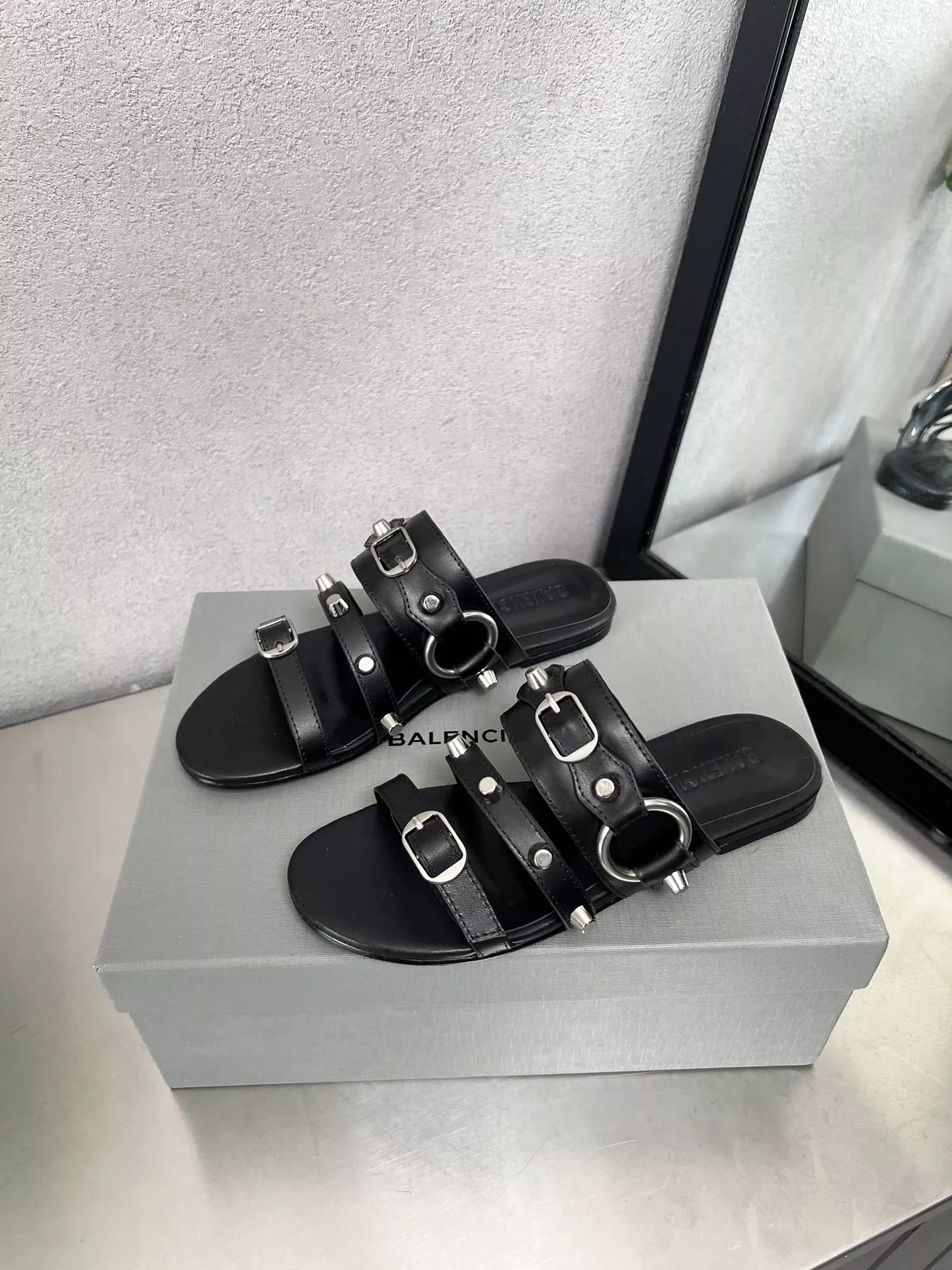 SportInspired 7425 Balenciaga Slippers For Women
