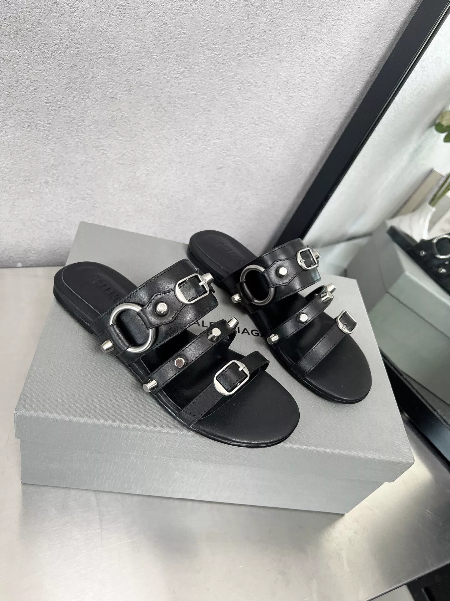 SportInspired 7425 Balenciaga Slippers For Women