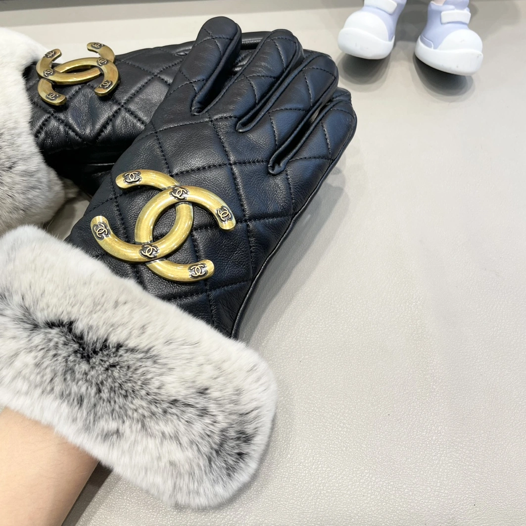 SportInspired 7516 Chanel Gloves For Women