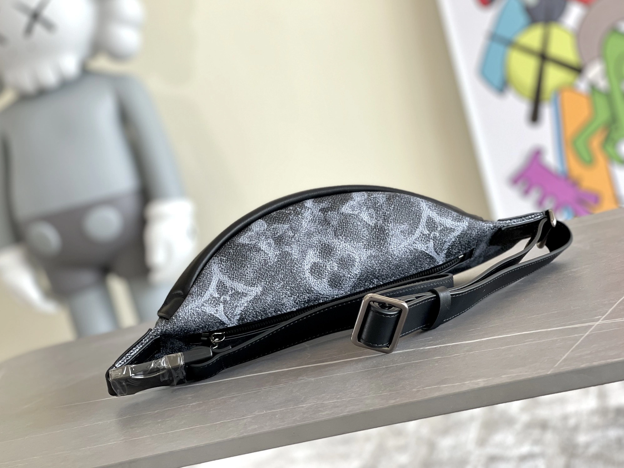 SportInspired 7516 Louis Vuitton LV AAA Quality Belt Bags