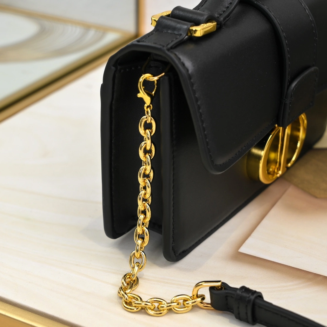 SportInspired 7679 Christian Dior AAA Quality Messenger Bags For Women