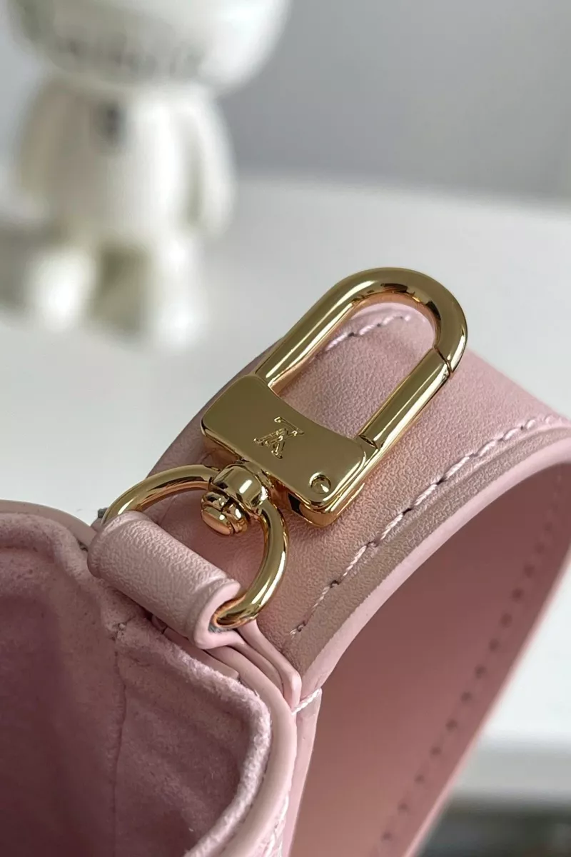 SportInspired 7692 Louis Vuitton AAA Quality Messenger Bags For Women