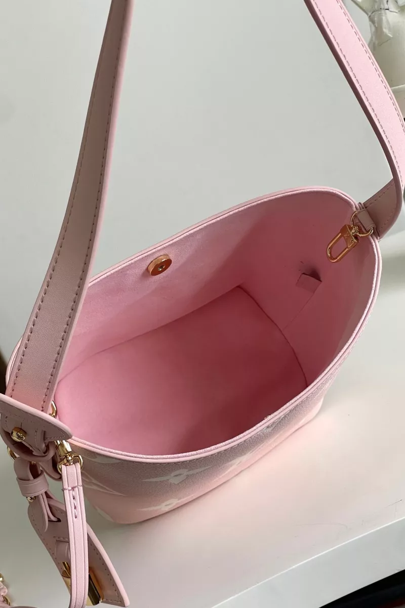 SportInspired 7692 Louis Vuitton AAA Quality Messenger Bags For Women