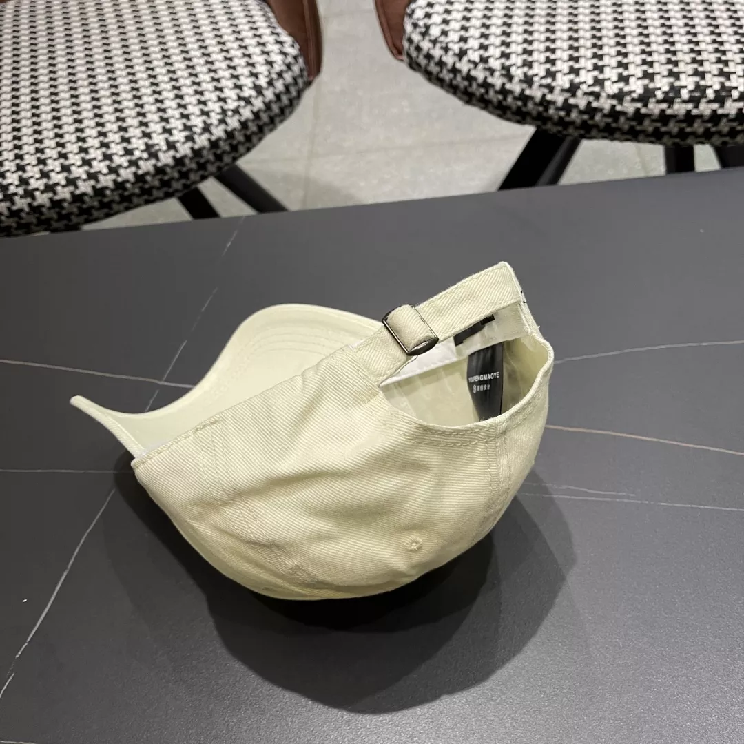 SportInspired 7798 Balenciaga Caps