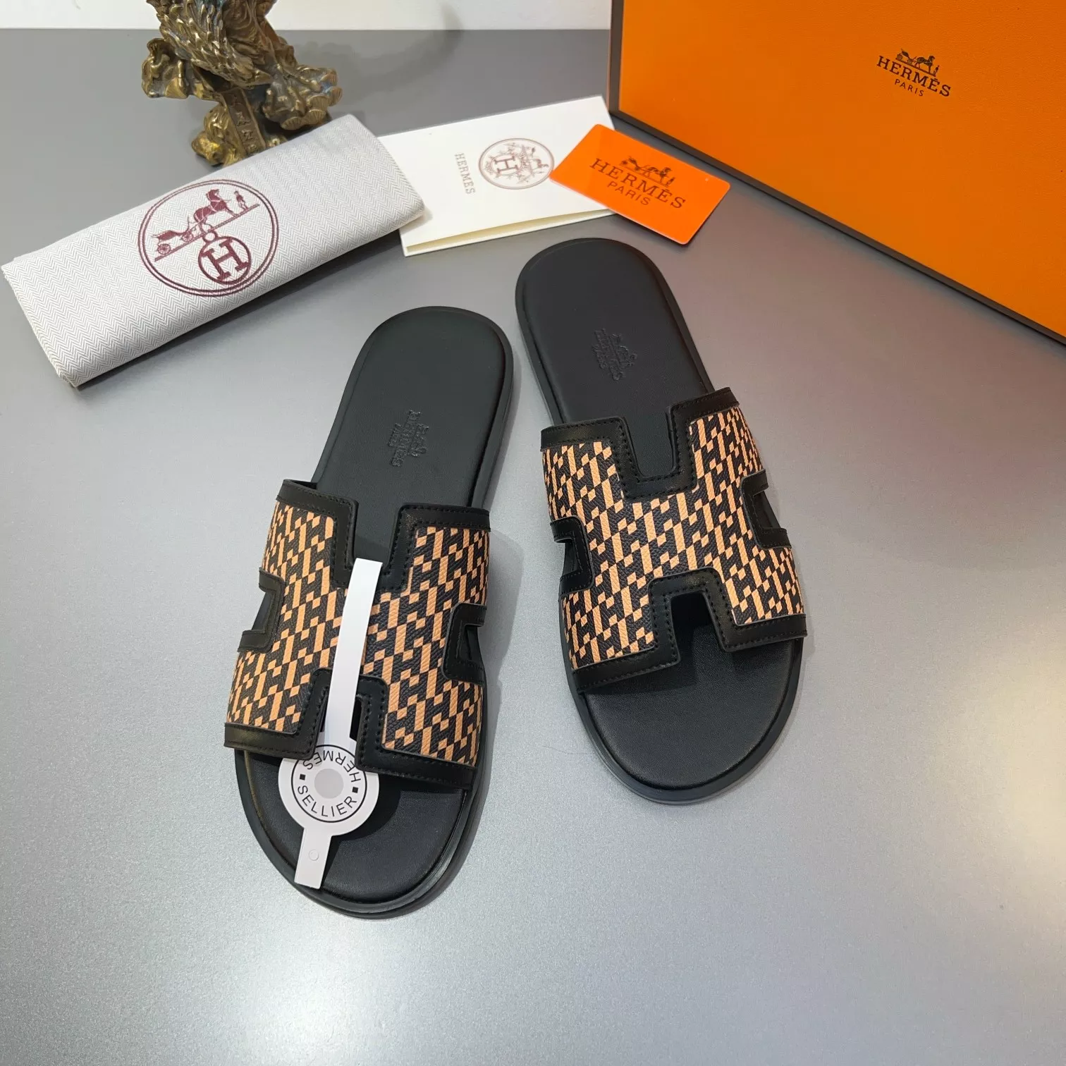 SportInspired 7798 Hermes Slippers For Men