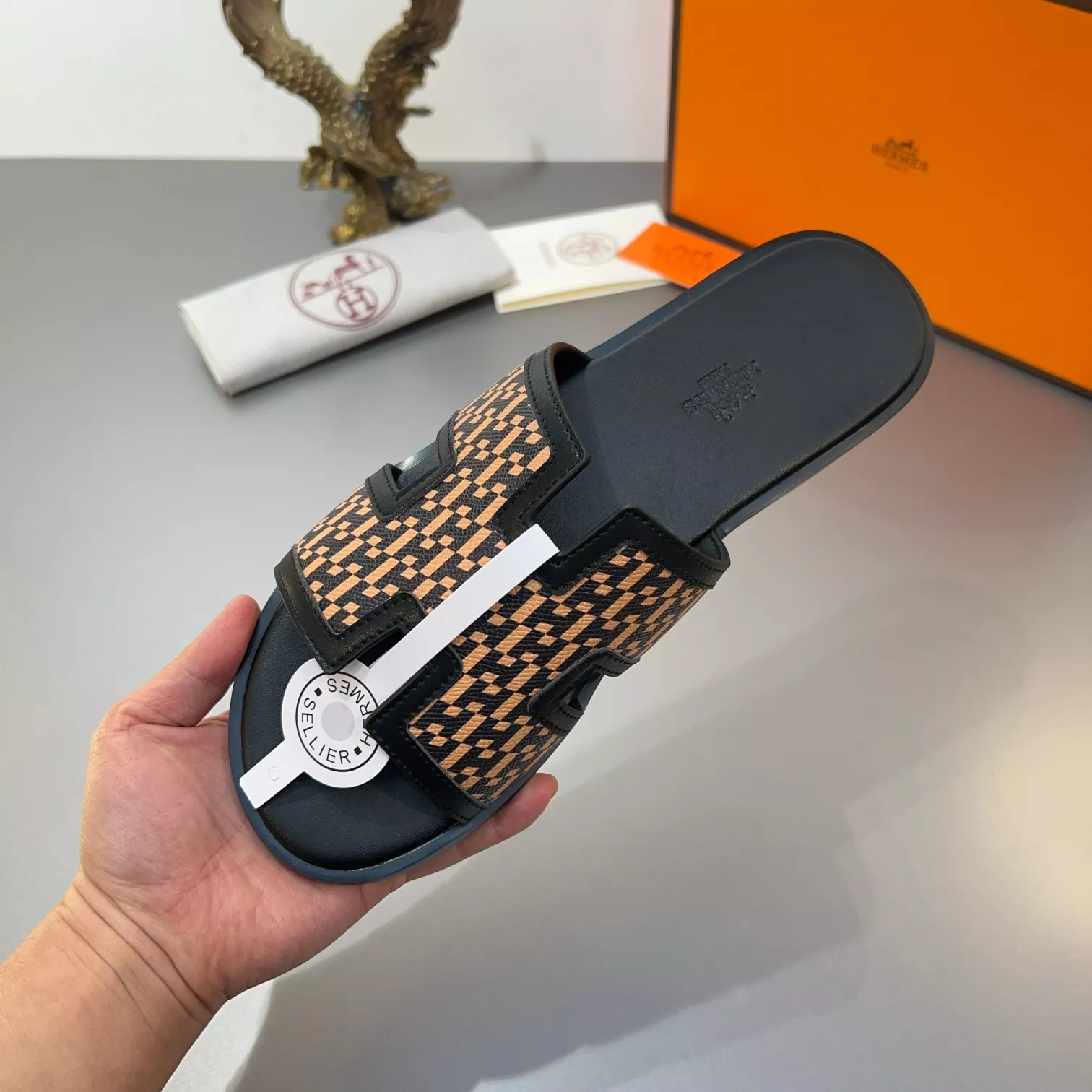 SportInspired 7798 Hermes Slippers For Men