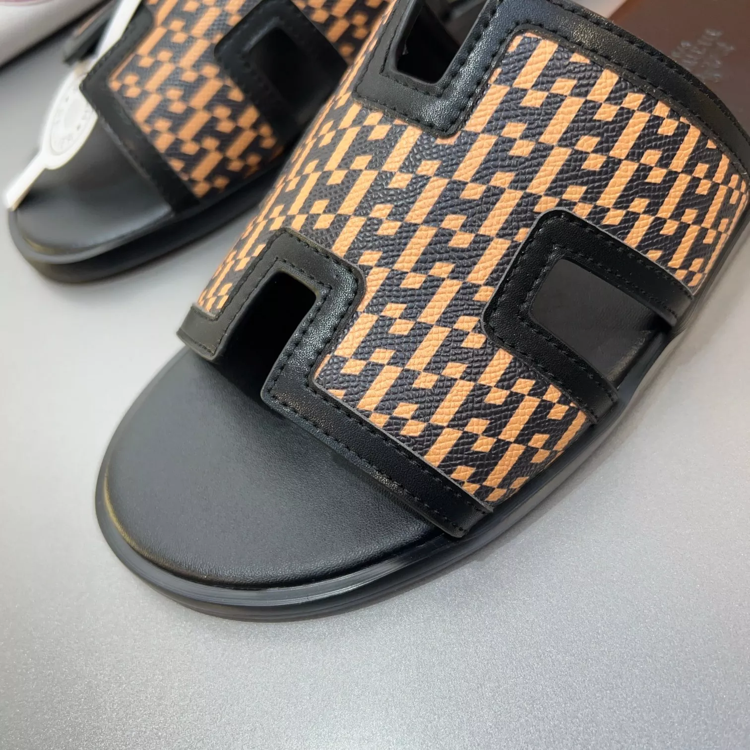SportInspired 7798 Hermes Slippers For Men