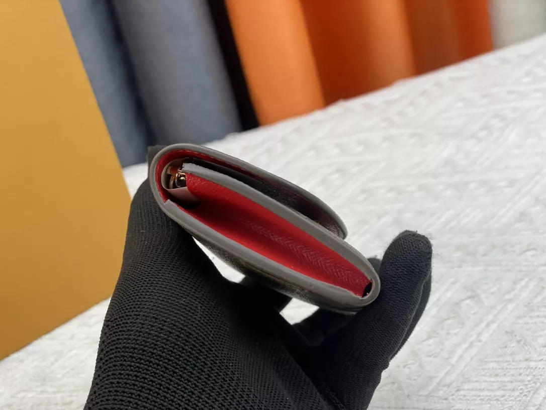 SportInspired 8227 Louis Vuitton LV Card Case