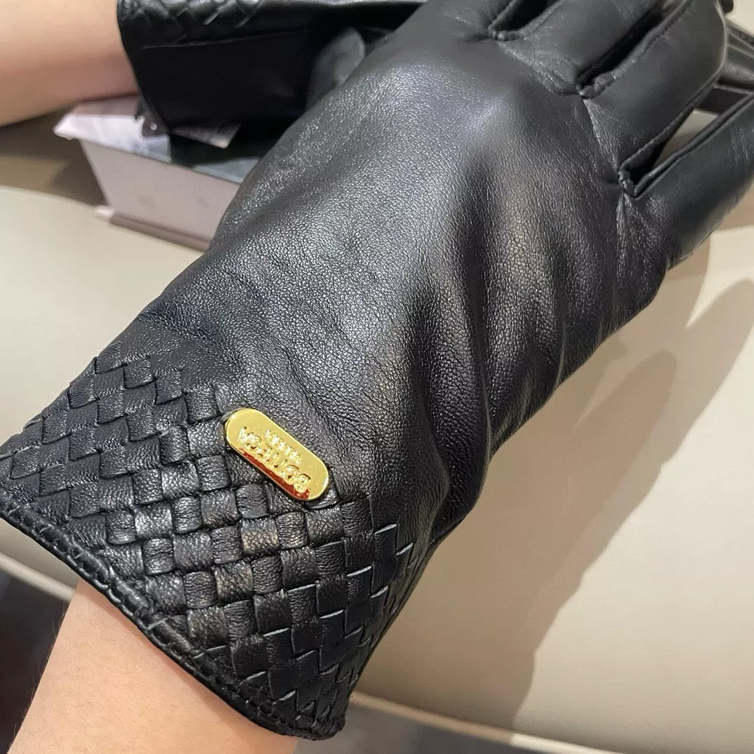 SportInspired 841 Bottega Veneta BV Gloves For Women