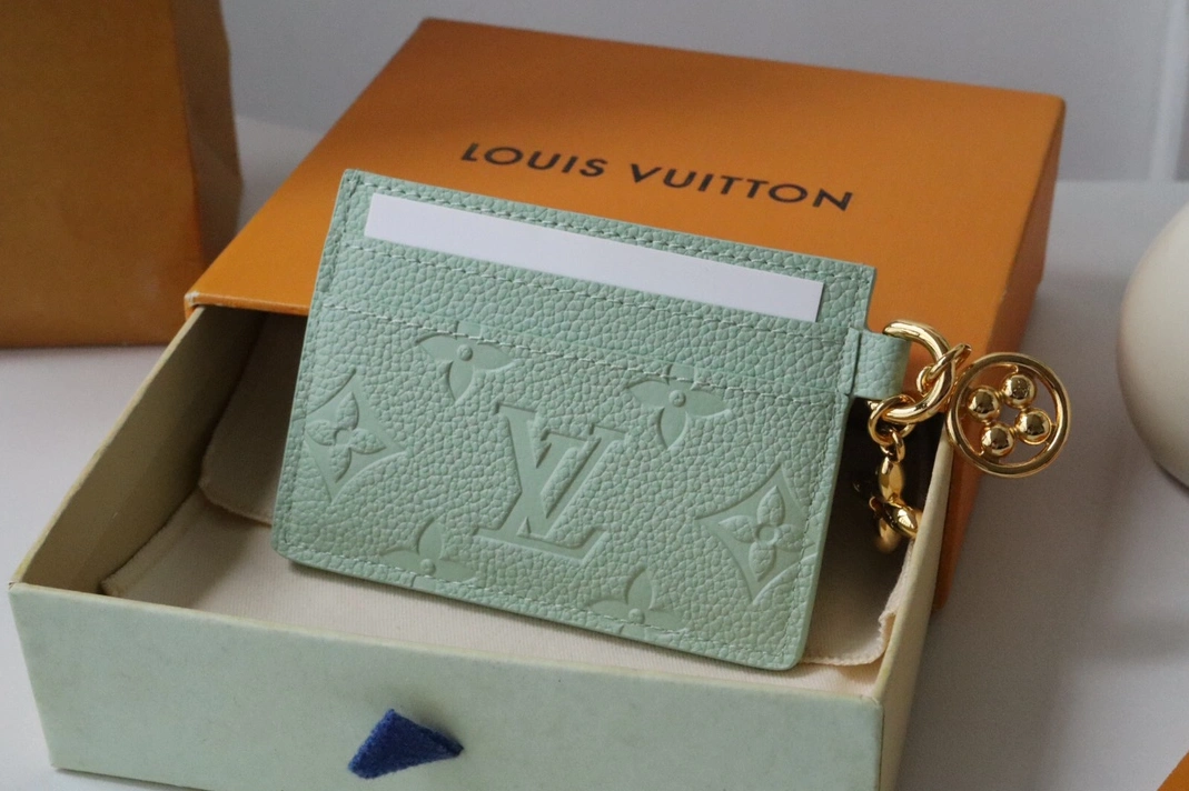 SportInspired 8614 Louis Vuitton LV Card Case