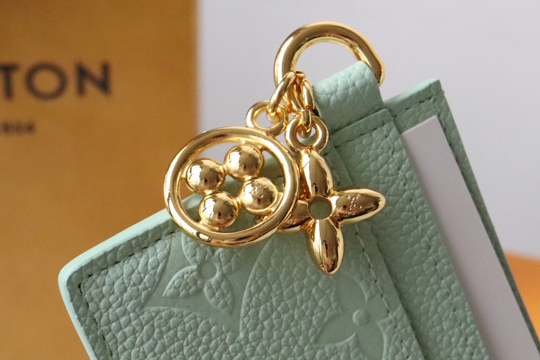 SportInspired 8614 Louis Vuitton LV Card Case